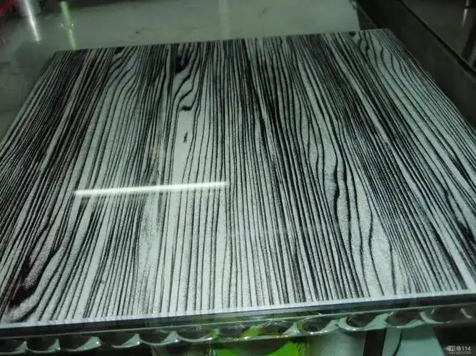 木纹玻璃会议桌 广东玻璃办公家具表面处理加工