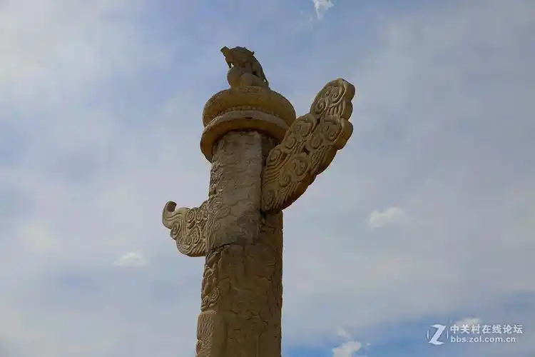 五星红旗与华表