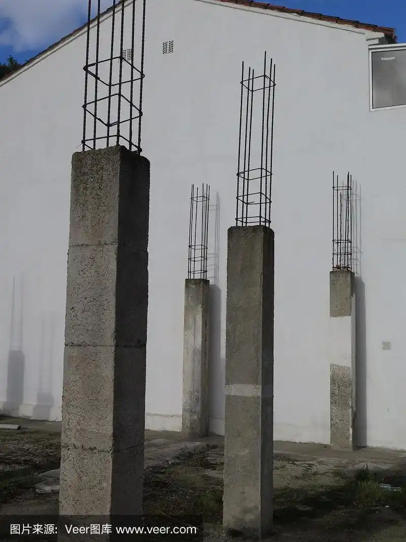 钢筋混凝土柱
