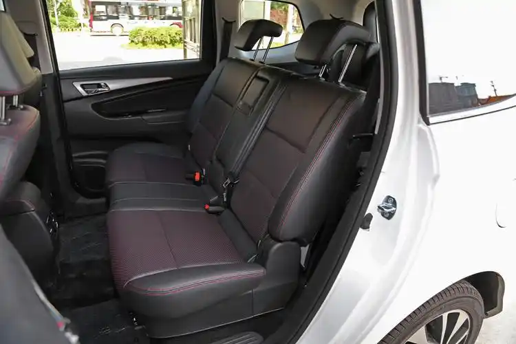 > 车型图库 >  长安欧尚 长安欧尚 欧尚a600 外观2019张 内饰1588张