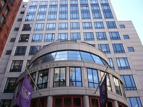 纽约大学商学院2016-17本科申请补充短文题目解析和范文(美国本科留学