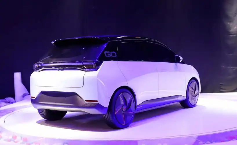 较多能跑120公里元plus,是比亚迪旗下紧凑型suv汽车,上市于2022年9月