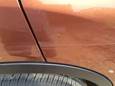 这种车子划痕买什么补漆