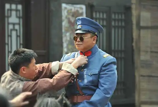 傻儿传奇刘流造型呆萌掀最炫民国风