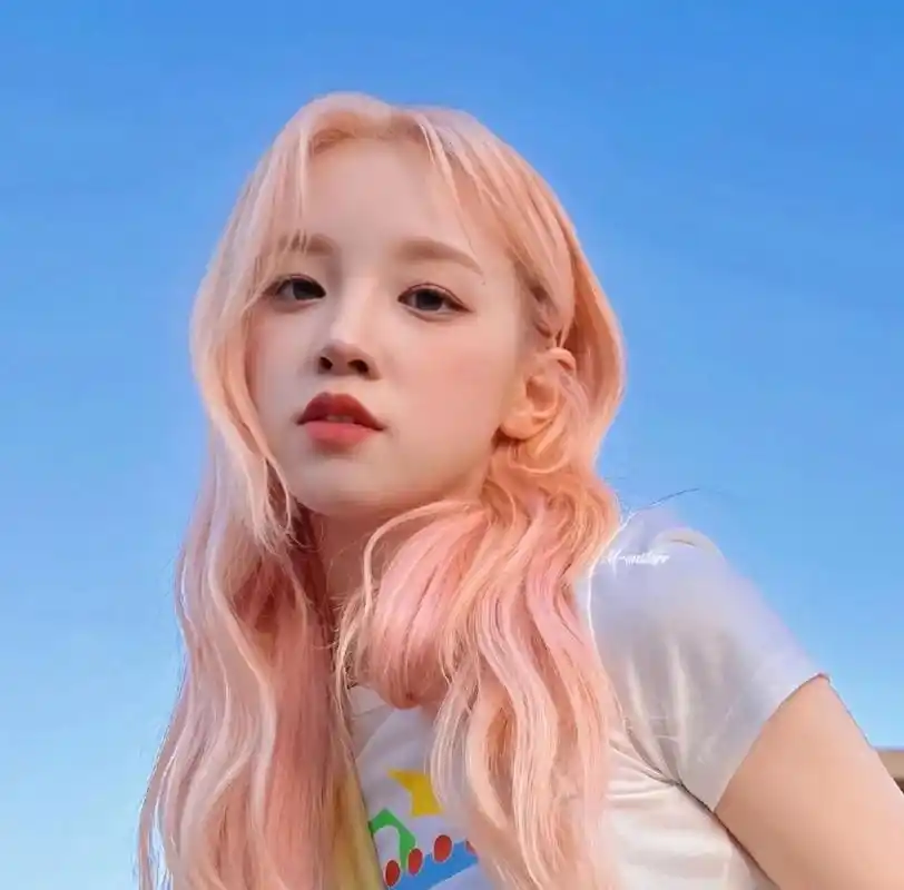 宋雨琦98稀有高清头像92 雨琦弟弟真的好米啊93