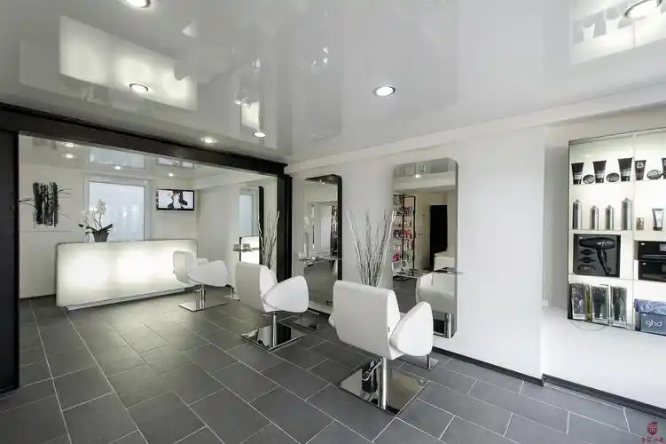 理发店装修注意事项及理发店设计小技巧