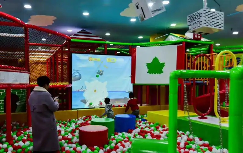 庆祝百货大楼新商厦开业16周年,奇乐尼儿童乐园开启回馈充值优惠活动