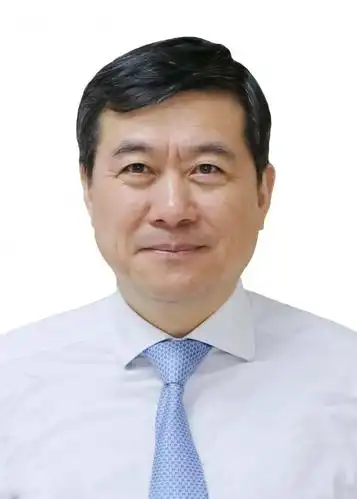 董家鸿北京清华长庚医院院长,中国工程院院士,清华大学医学院博士生