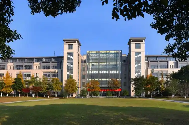 江南大学太湖学院(江苏存在感很低的一所211大学)