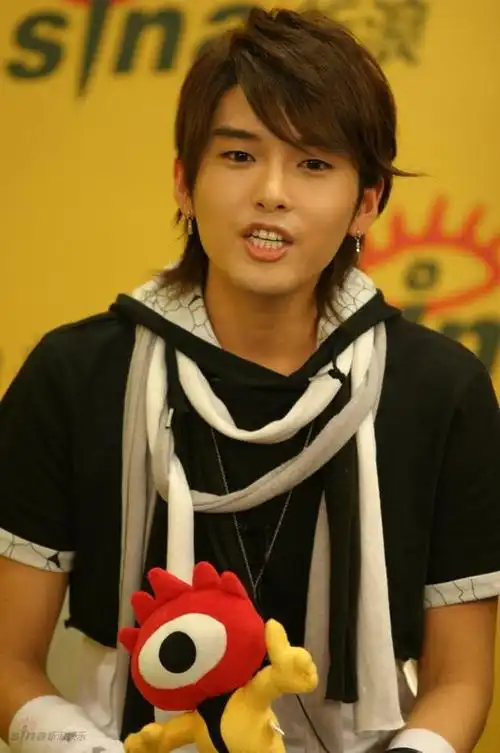 图文sjm七彩课堂之秀唱功厉旭没有蛀牙