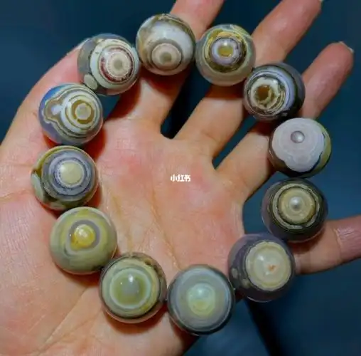 阿拉善眼睛石手串