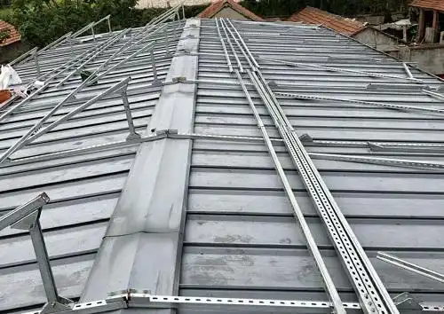 彩钢瓦房顶的骨架做法是什么 使用彩钢瓦屋面材料有哪些优势