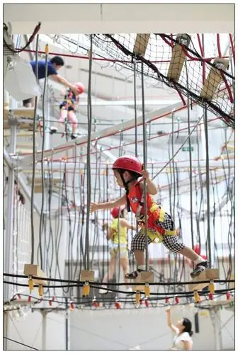 家有小勇士之绳网探险---------超赞一个,哈哈哈