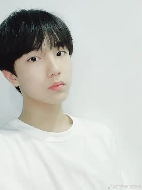 是马笑笑丁灵吗