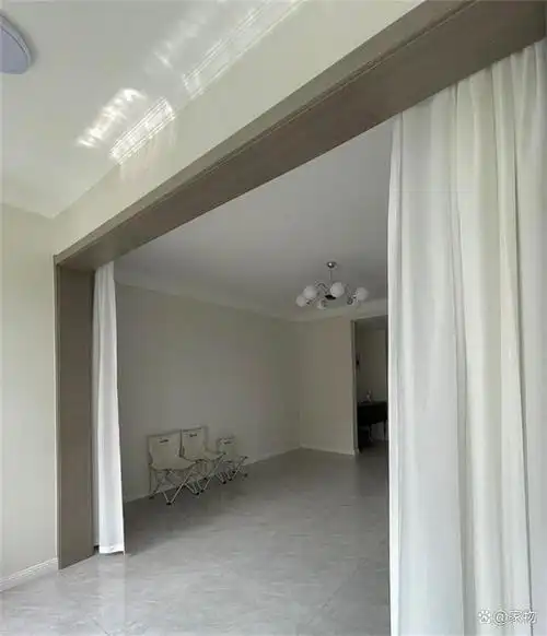 阳台垭口包上好还是不包好?对比完才发现,二者差别这么大