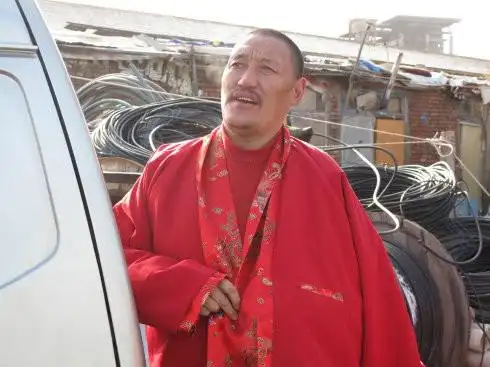 钦哲活佛对此也非常满意!