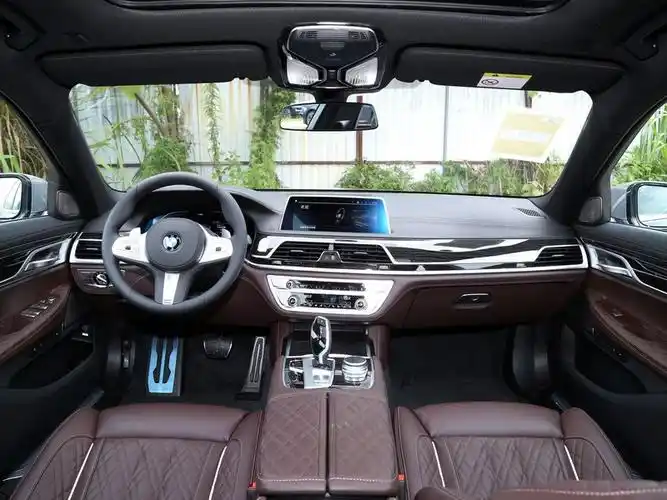 南昌和诚之宝>宝马(进口)>宝马7系>2021款740li尊享型m运动套装>中控