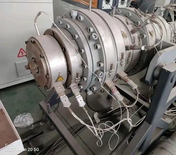 塑料管材挤出模具(机头)结构