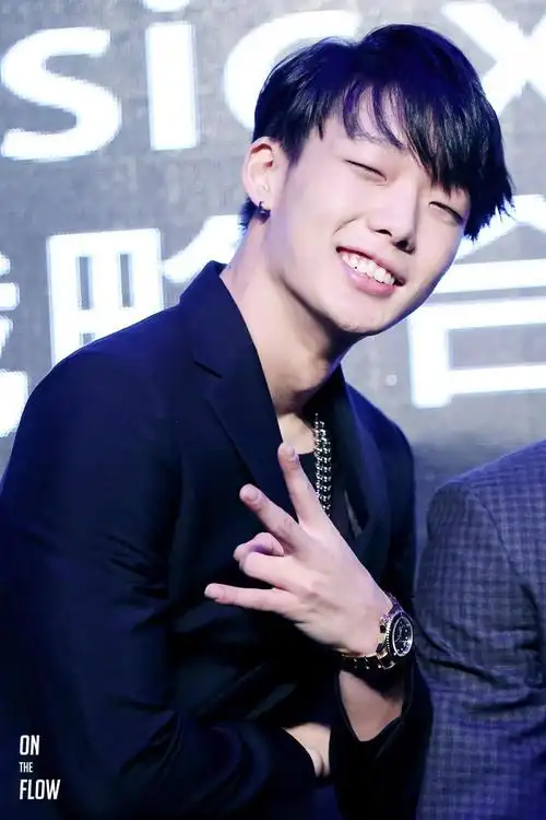 金知元bobby19岁生日