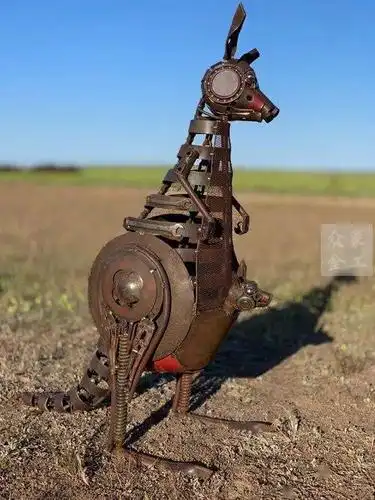 jordan sprigg | 废铁雕塑_作品