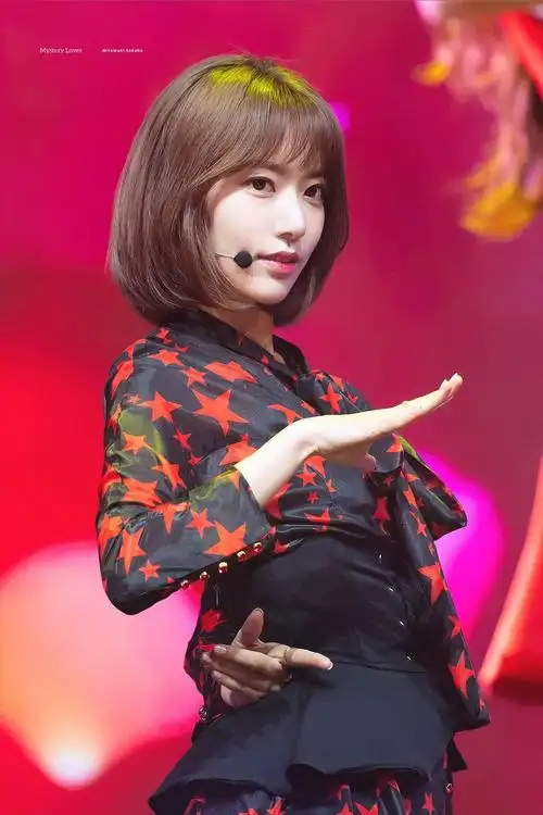 10.29 izone showcon出道舞台 宫脇咲良