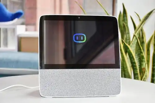 智慧家庭的一扇窗小度在家智能屏x8