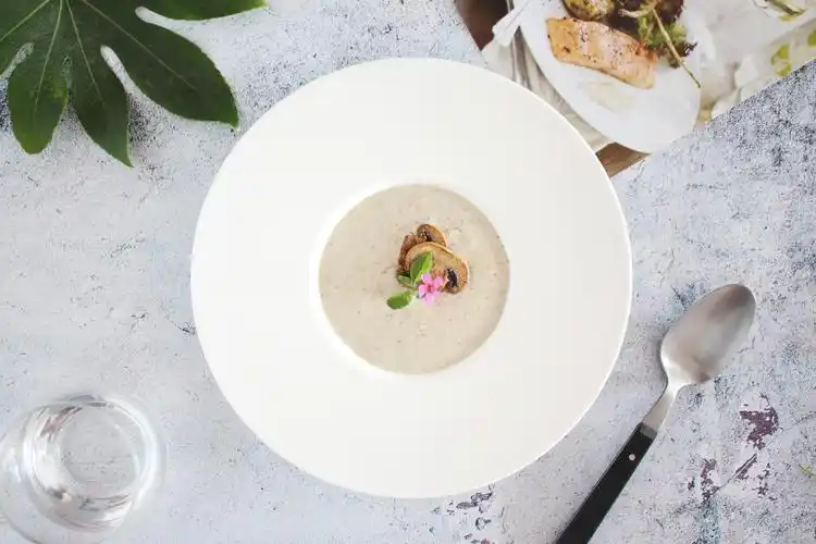 法式经典【香肠奶油蘑菇浓汤】的做法图解14