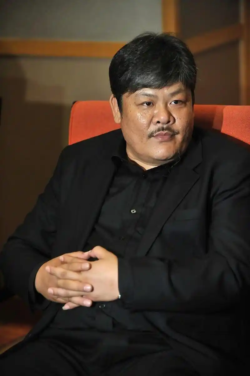 香港演员林雪用一句话揭开港圈慈善黑幕,真正做慈善的只有两人,其他人