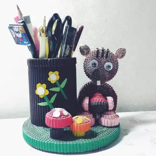 《我准备的手工材料是瓦楞纸》