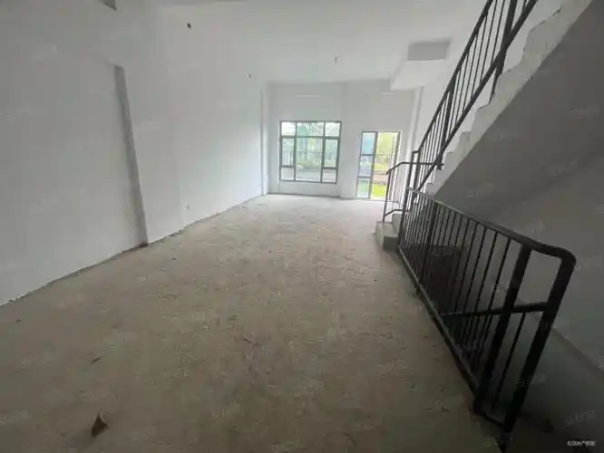 超值笋盘,海逸尚都三期看湖独栋别墅,送地下室850w,海逸豪庭尚都(3期