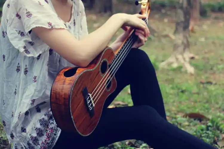 mai 尤克里里】生活不能没有音乐 - 堆糖,美图壁纸兴趣社区