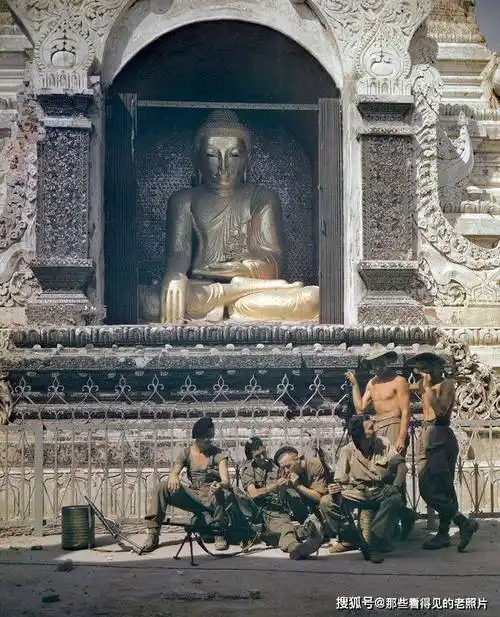 二战老照片 盟军激战缅甸曼德勒 发生在佛像下的战斗_日军_伤亡_士兵