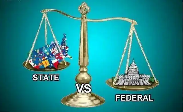 美国有五十个州,州长权力很大,为什么不敢自封为总统呢?