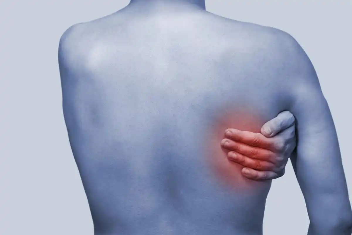 右胸部隐隐作痛:原因与应对策略 右胸部隐隐作痛是许多人在生活中可能