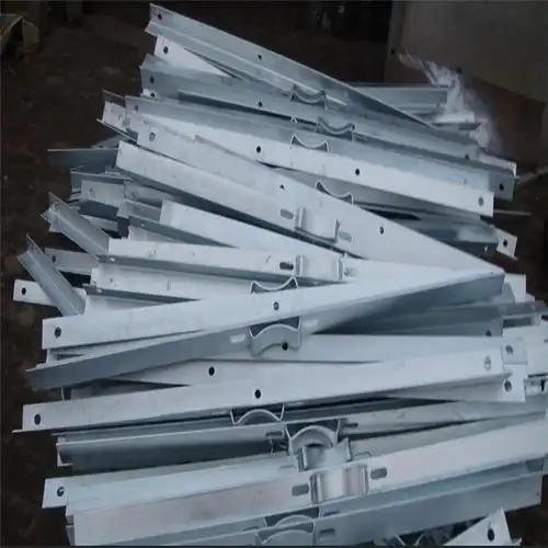 挂钩横担天津横担横担加工厂家久金查看