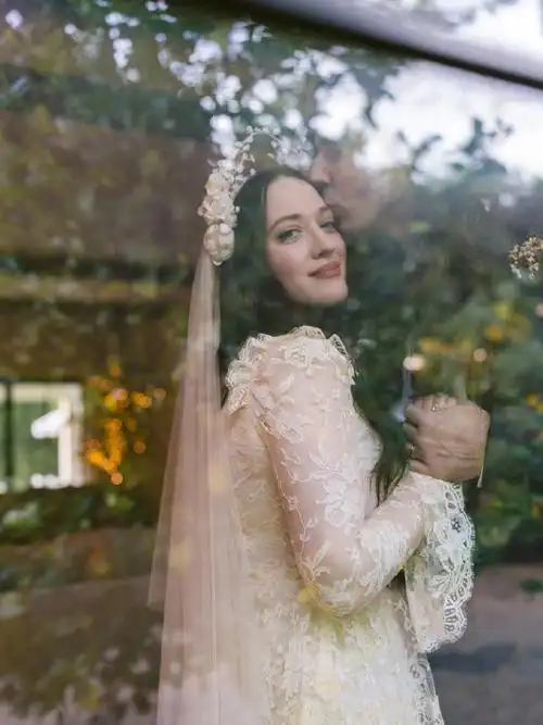 破产姐妹max演员结婚##明星爱大牌