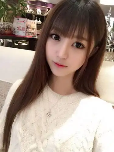 李倩倩颜值爆表身材超正 秒杀所有网红(图)