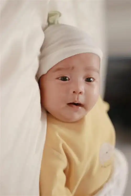 宝宝照片千千万 #晒娃狂魔上线 质疑宝妈 理解宝妈 成为宝 - 抖音