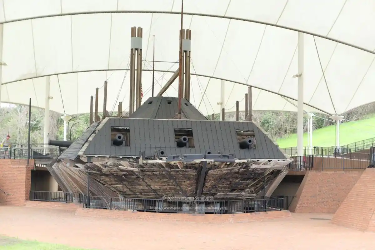 南北战争第一艘被电水雷炸毁的装甲舰uss02开罗(cairo)号