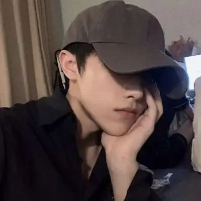 气质真人成熟高冷男头 爱意飘散_男生头像_我要个性网