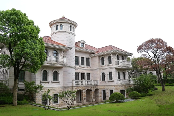 售楼处上海佘山月湖山庄售楼处官网开发商加推特价新房独栋预约官网