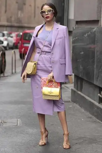 今年香芋紫又火了,显白又百搭,席卷时尚界的香芋紫你get了吗