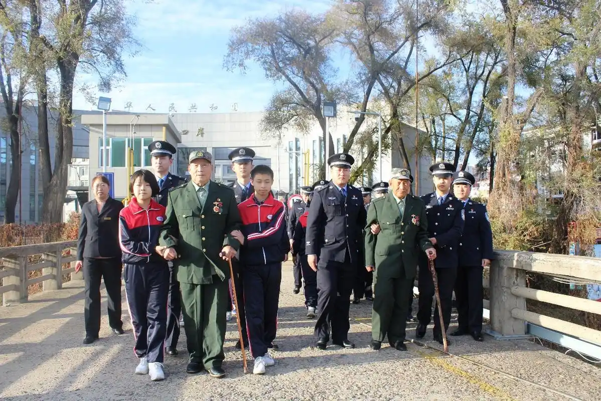追忆峥嵘岁月传承卫士精神