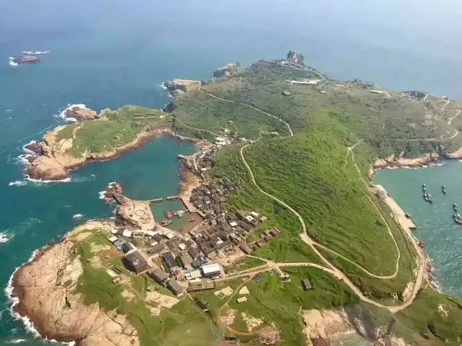 昨晚美丽的鱼山岛流下蓝色的眼泪