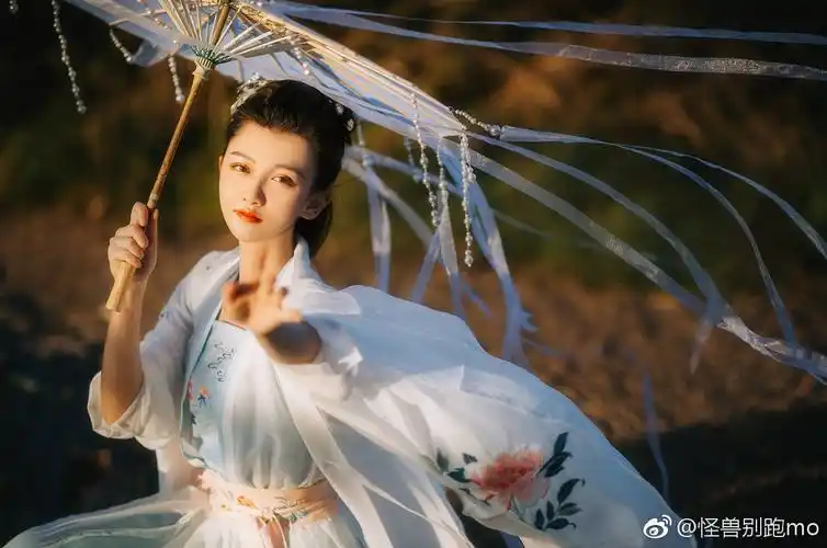 昆明约拍吧 云南约拍 汉服写真 汉服摄影 汉服写真集 古风摄影