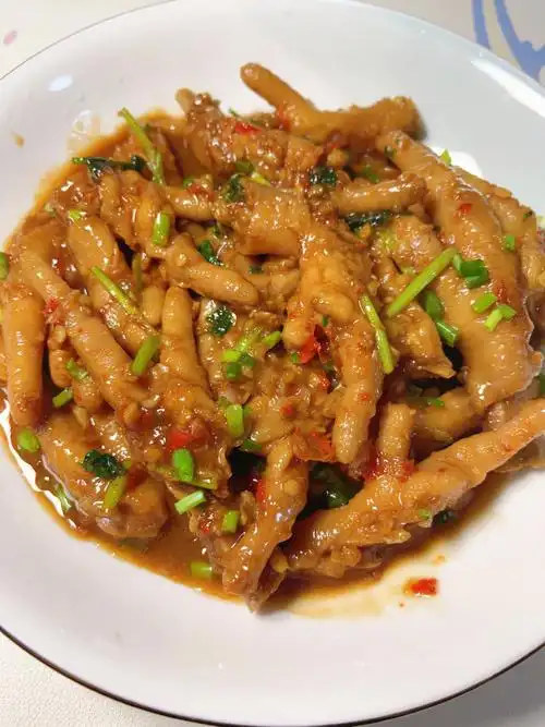 香到冒烟的蒜香鸡爪子75我可以干掉三斤00