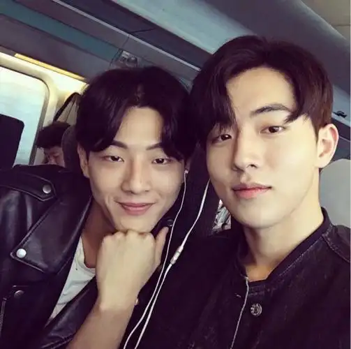 jisoo 金志洙 南柱赫