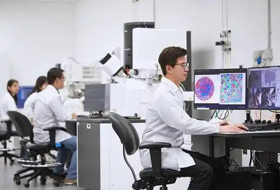 扩大上海和深圳应用研究实验室_中国_支持_团队