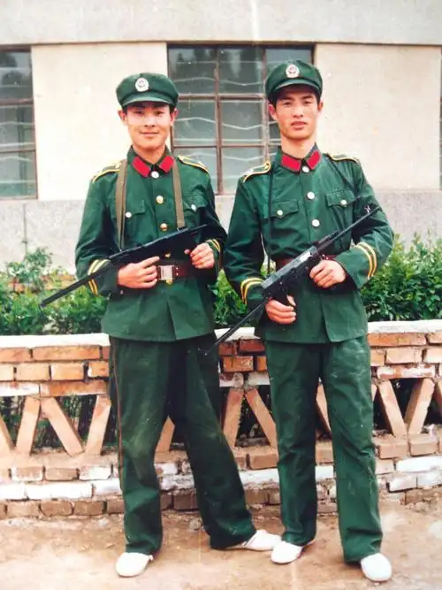 珲福胜(西安87年兵),高加民(甘肃景泰85年)