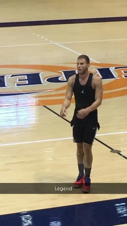 格里芬训练照曝光,好像是瘦了啊?